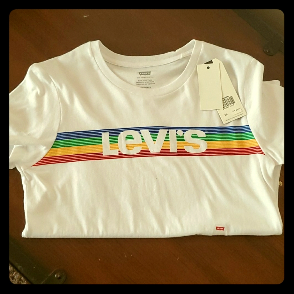 Levis women shirt
